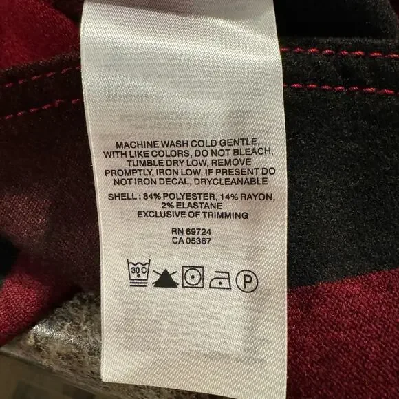 Columbia Gamecocks Buffalo Plaid Shirt Button Up Red Black M Lumberjack Outdoor - Picture 6 of 9